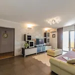 Gorgeous In بيت للعطل
