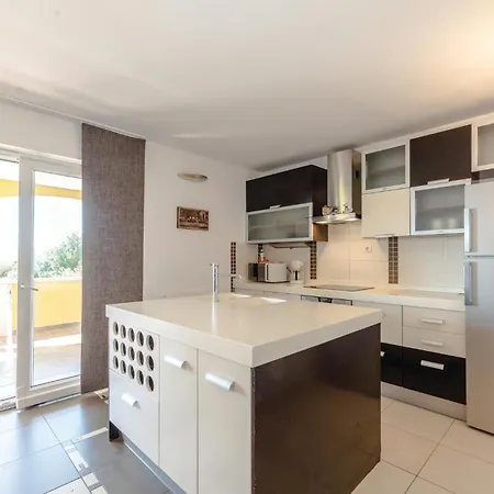 Lovely In With Outdoor Swimming Pool Holiday home *