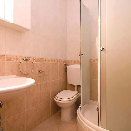 Holiday home Lovely In With Outdoor Swimming Pool Turanj
